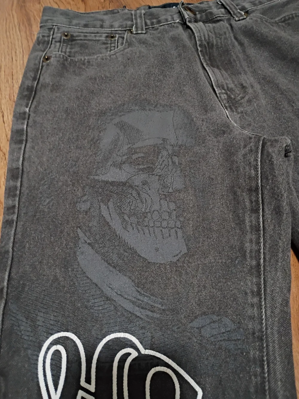 Men's Relaxed Black Graphic Jeans